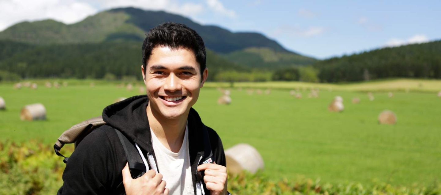 Henry Golding’s Welcome to Railworld Japan: Watch for Free on Journy